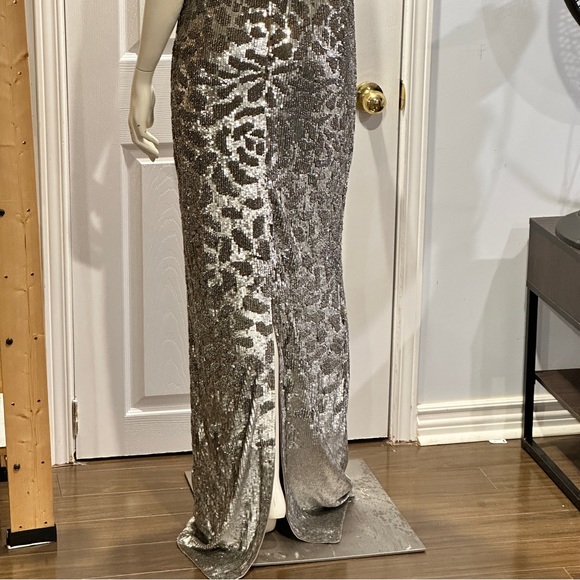 NWT Rachel Gilbert Carlotta Silver Sequin Floor Length Sz 10 Boatneck Gown - Picture 5 of 13